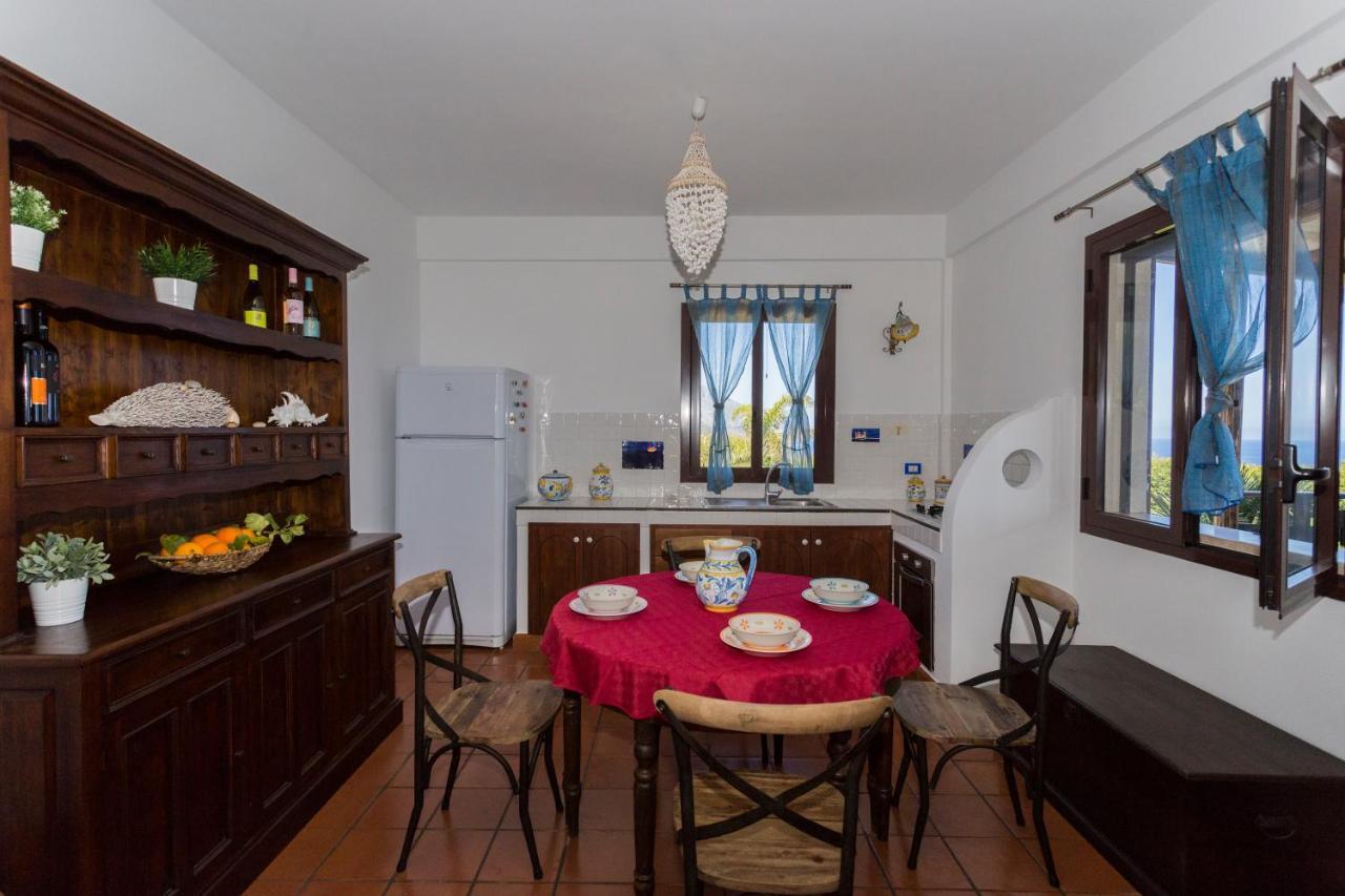 קאסטלמארה דל גולפו Villa Valmar Scopello מראה חיצוני תמונה